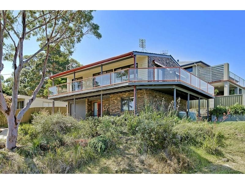 1 Sealand Road, Fishing Point NSW 2283