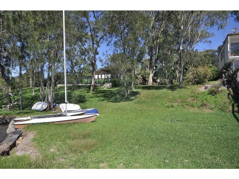 1 Keightley Street, Wyee Point NSW 2259
