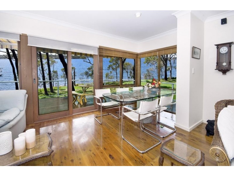 211 Watkins Road, Wangi Wangi NSW 2267