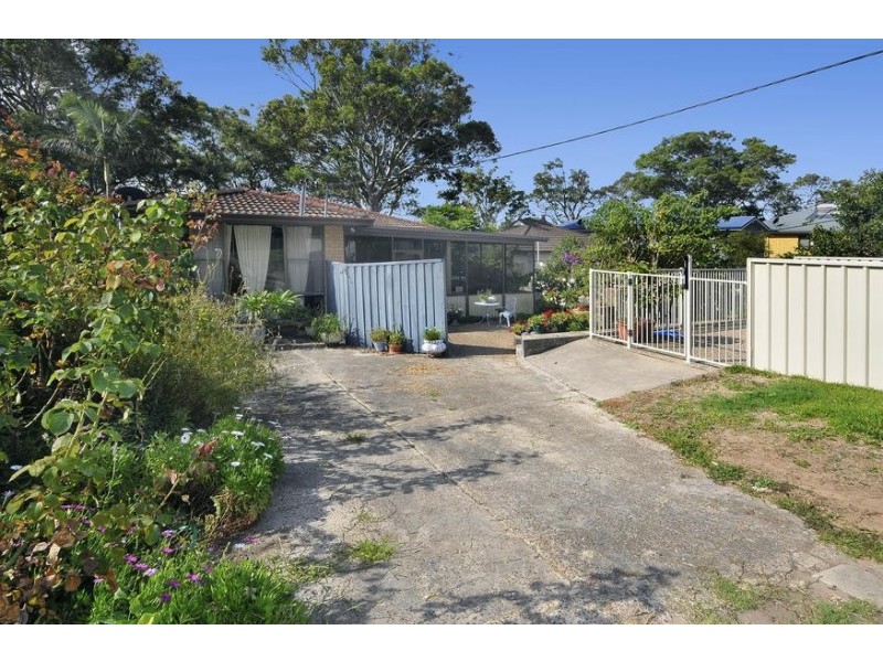 211 Watkins Road, Wangi Wangi NSW 2267