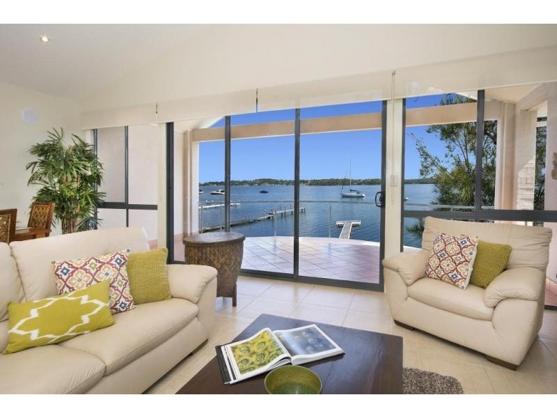 97a Coal Point Road, Coal Point NSW 2283