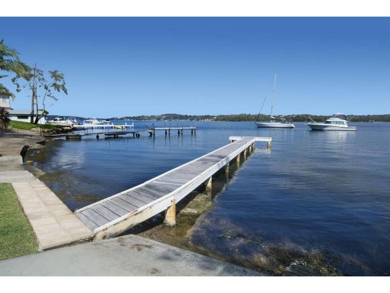 97a Coal Point Road, Coal Point NSW 2283