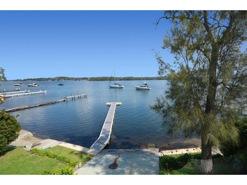 97a Coal Point Road, Coal Point NSW 2283