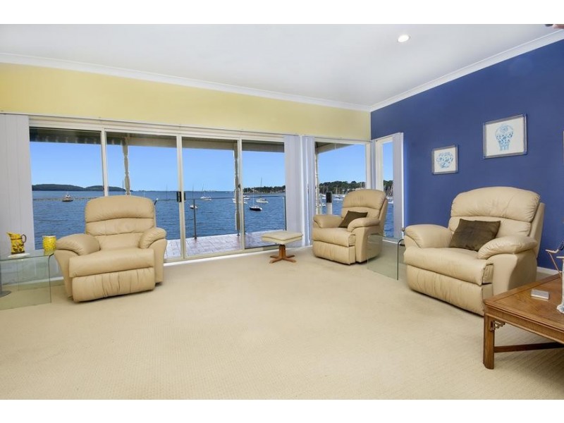 12 Moore Street, Toronto NSW 2283