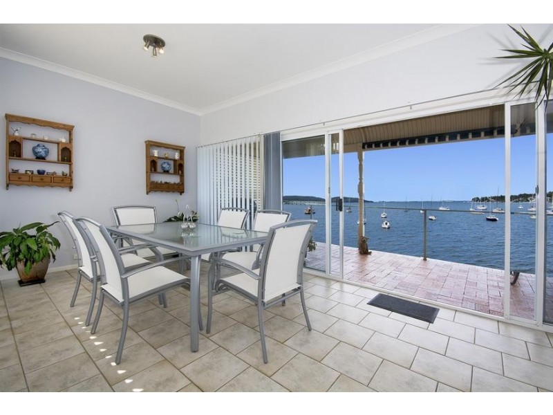12 Moore Street, Toronto NSW 2283