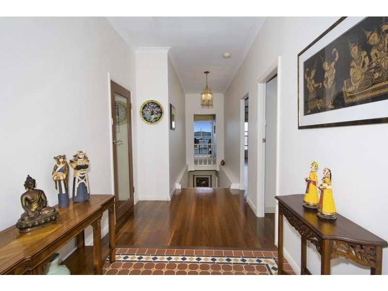 12 Moore Street, Toronto NSW 2283