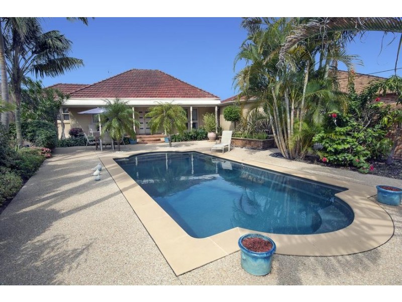 12 Moore Street, Toronto NSW 2283