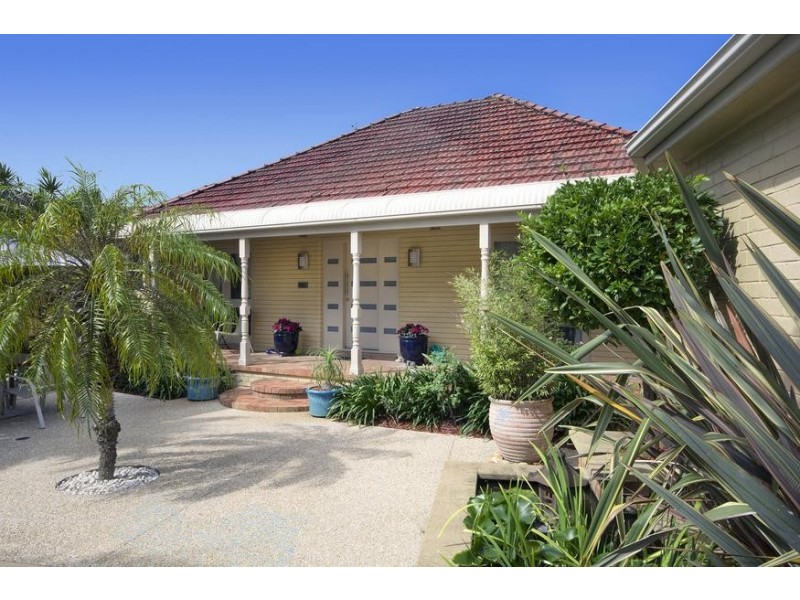 12 Moore Street, Toronto NSW 2283