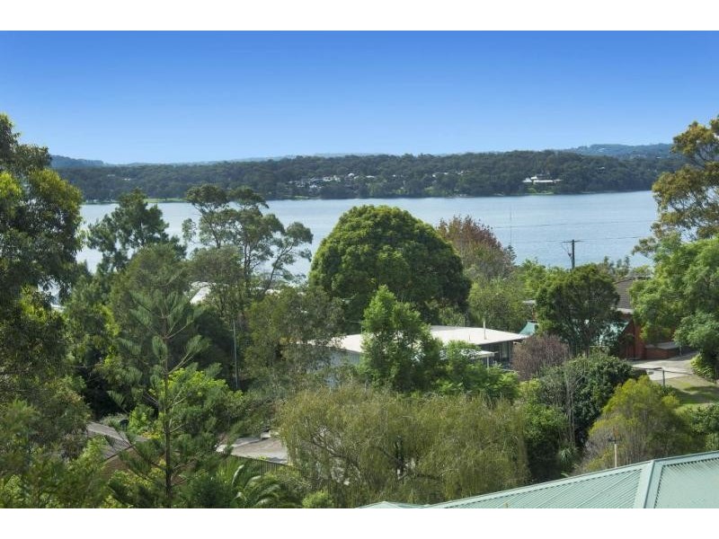 229 Excelsior Parade, Toronto NSW 2283