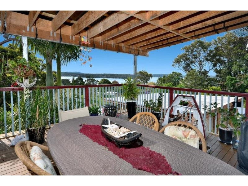 229 Excelsior Parade, Toronto NSW 2283