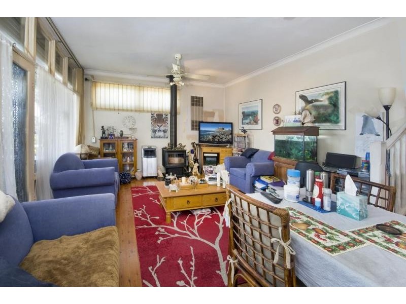 229 Excelsior Parade, Toronto NSW 2283