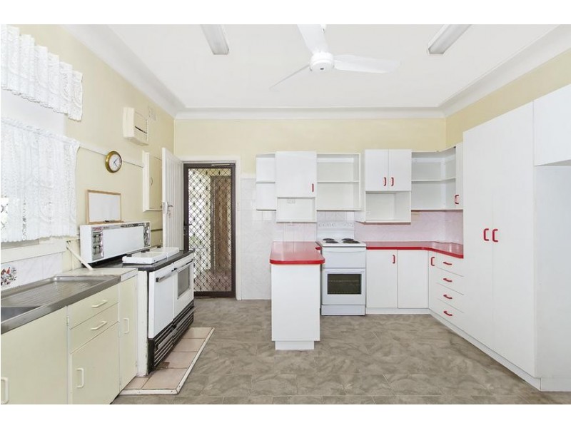 4 Cheapside Street, Rathmines NSW 2283