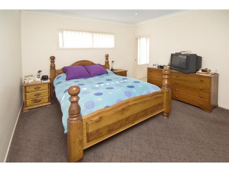 5 Turnbull Street, Fennell Bay NSW 2283