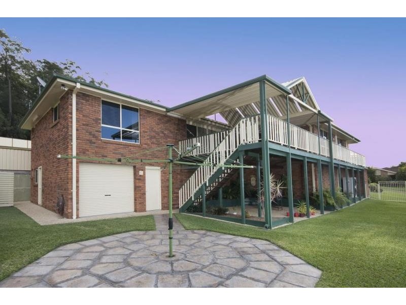 11 Claret Ash Close, Toronto NSW 2283