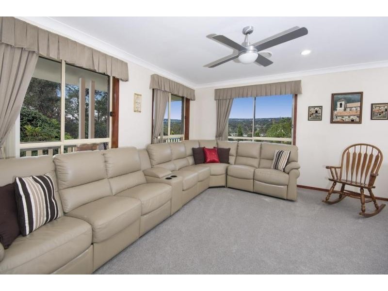 11 Claret Ash Close, Toronto NSW 2283