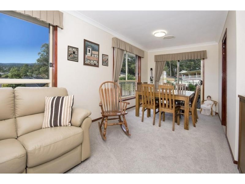 11 Claret Ash Close, Toronto NSW 2283