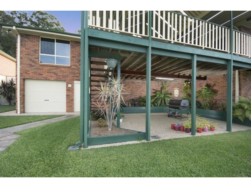 11 Claret Ash Close, Toronto NSW 2283