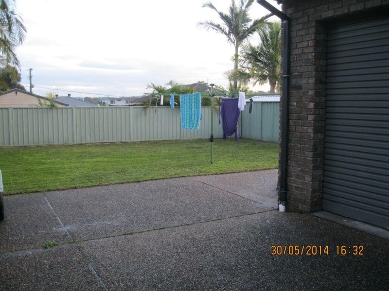 36 Carlisle Row, Fishing Point NSW 2283