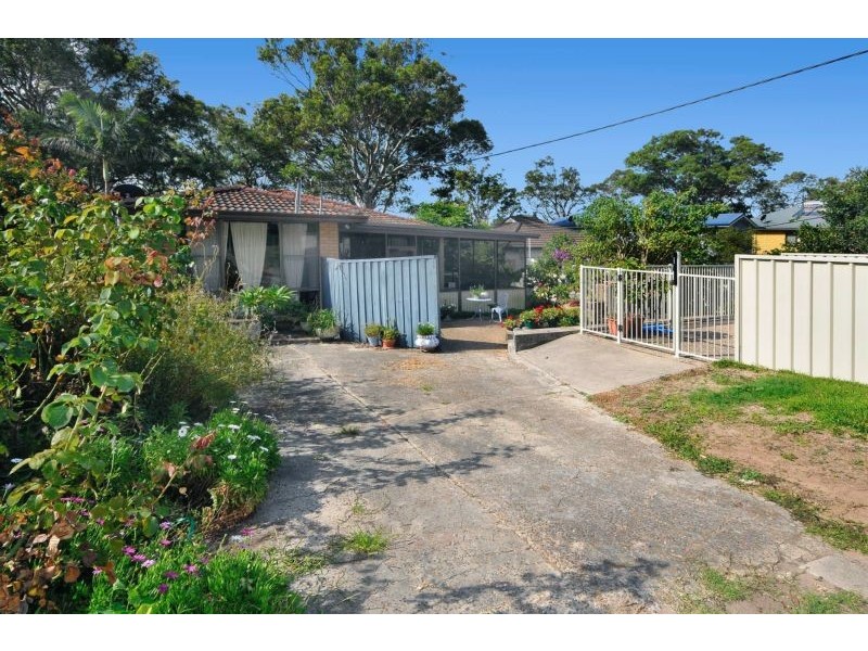 211 Watkins Road, Wangi Wangi NSW 2267
