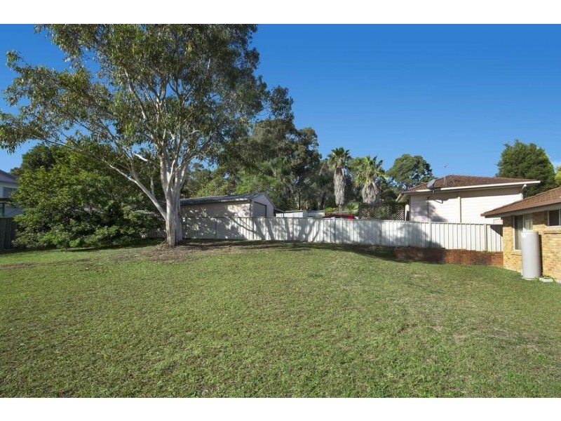 5 Denman Way, Booragul NSW 2284