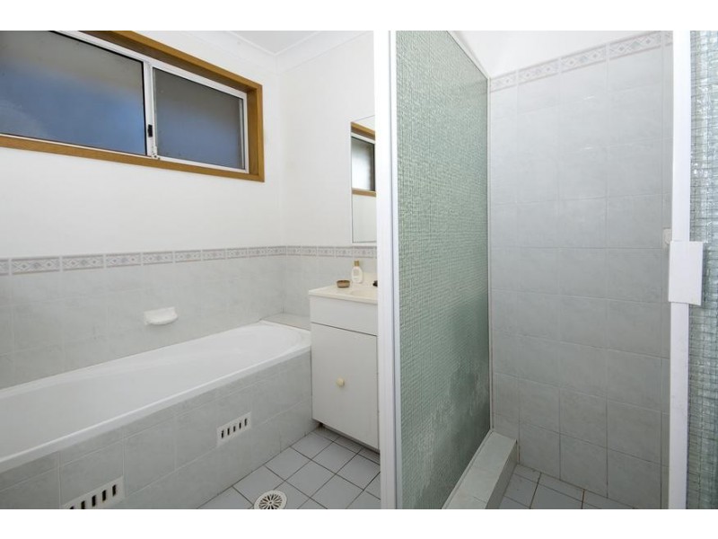 5 Denman Way, Booragul NSW 2284