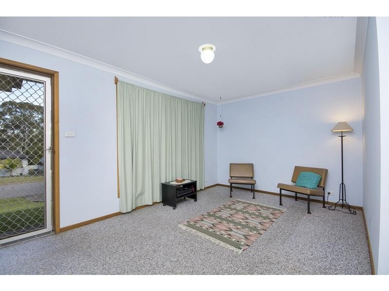 5 Denman Way, Booragul NSW 2284