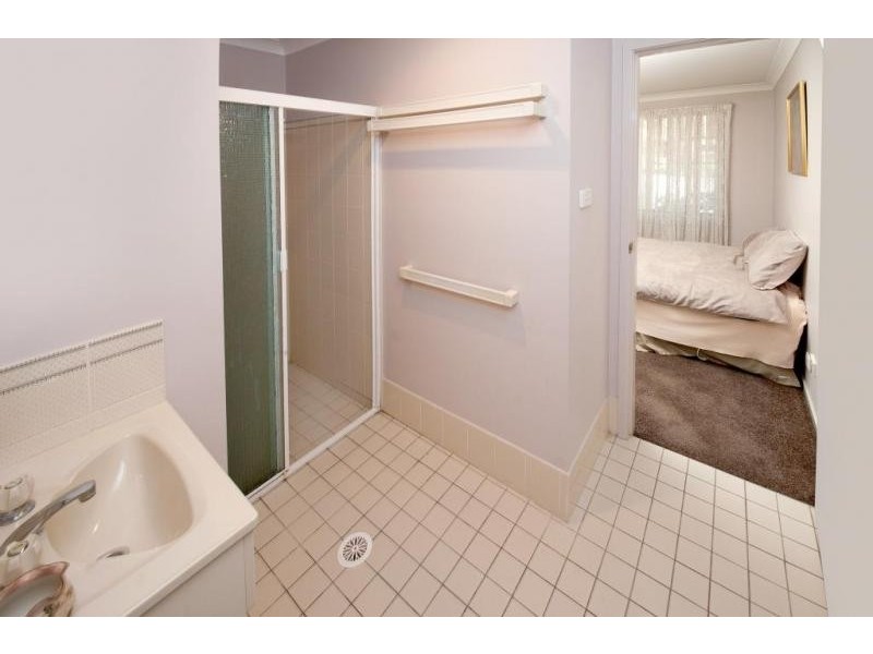 1 Oakhampton Court, Toronto NSW 2283