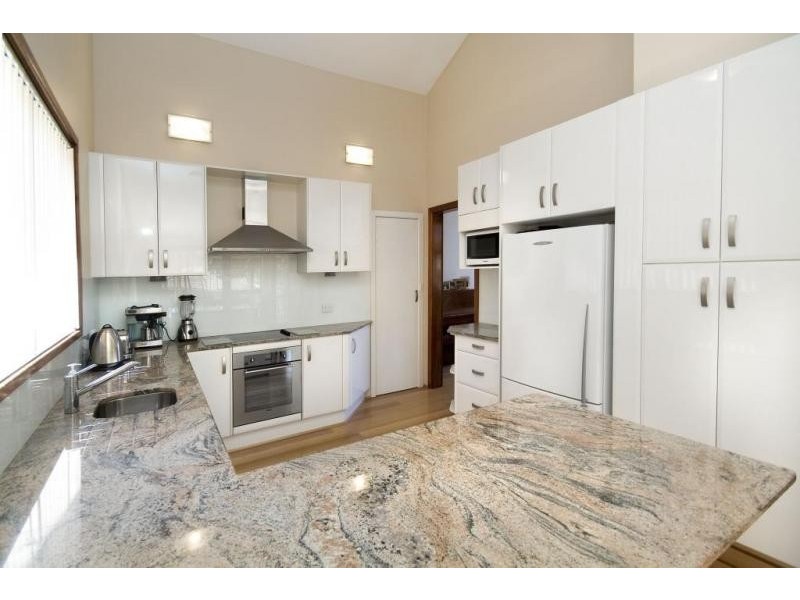 49 Kilaben Road, Kilaben Bay NSW 2283