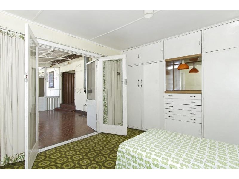 4 Cheapside Street, Rathmines NSW 2283