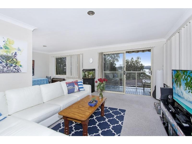 1/51 Laycock Street, Kilaben Bay NSW 2283