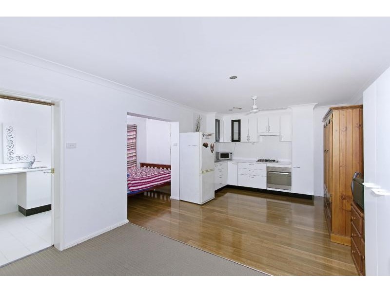 7 Tallarook Close, Toronto NSW 2283
