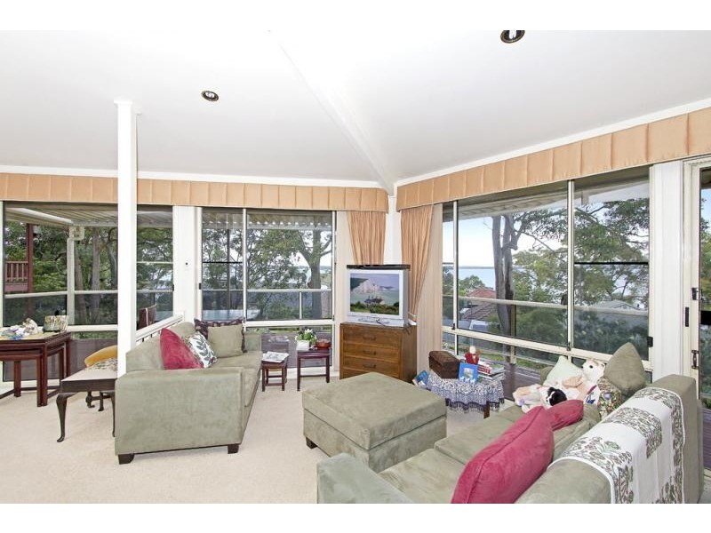 255 Skye Point Road, Coal Point NSW 2283