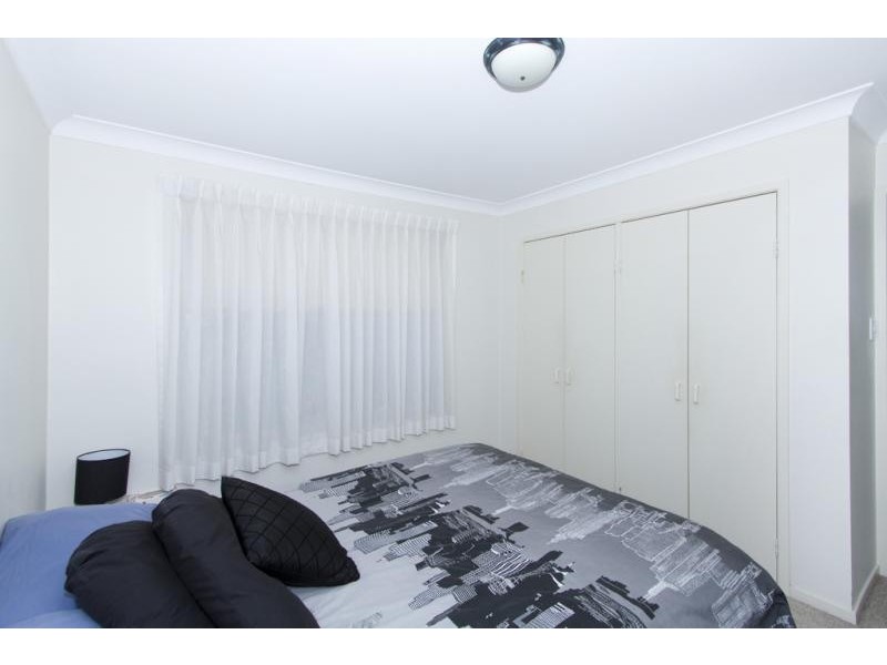 2/18 Thorne Street, Toronto NSW 2283