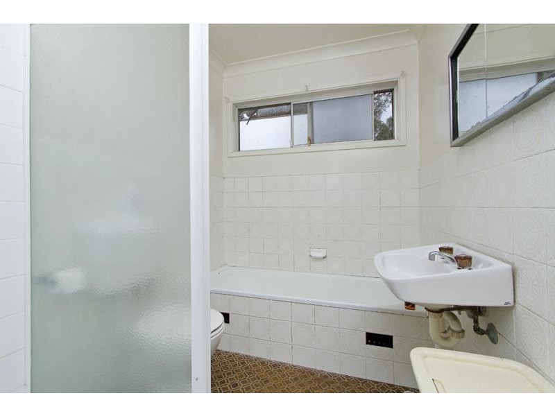14 Blundell Parade, Toronto NSW 2283