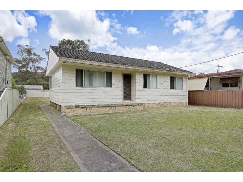 14 Blundell Parade, Toronto NSW 2283