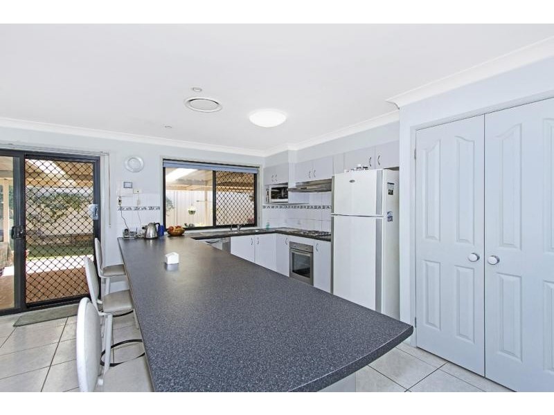 165 The Ridgeway, Bolton Point NSW 2283