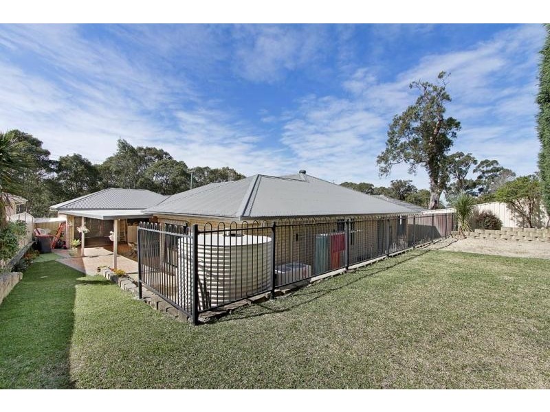 165 The Ridgeway, Bolton Point NSW 2283