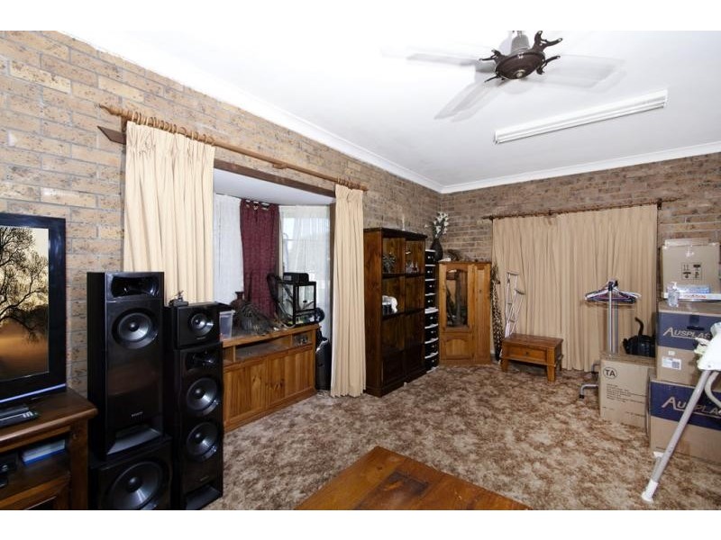 21 Grant Road, Coal Point NSW 2283