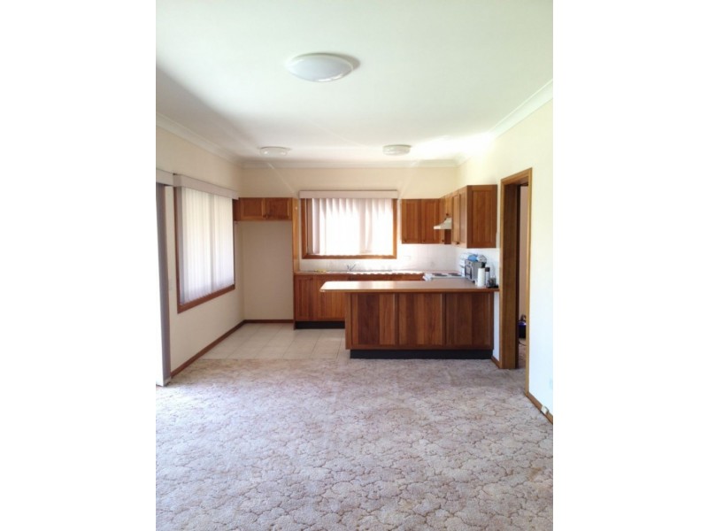 236 Awaba Road, Toronto NSW 2283