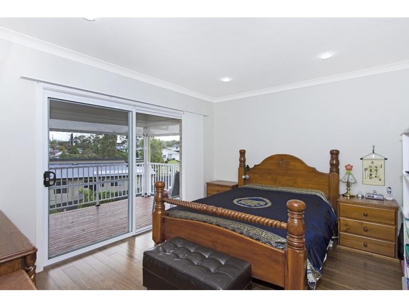 8 Bluerock Close, Fennell Bay NSW 2283