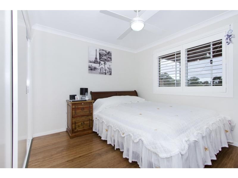 8 Bluerock Close, Fennell Bay NSW 2283