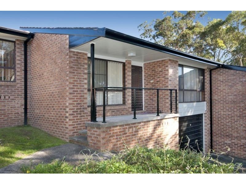 2/231 Excelsior Parade, Toronto NSW 2283