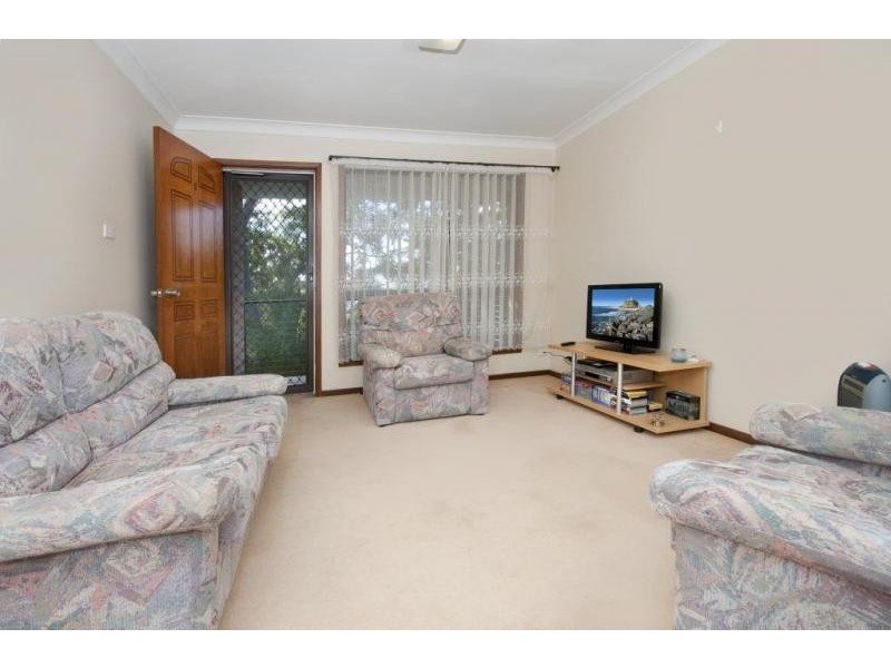 2/231 Excelsior Parade, Toronto NSW 2283