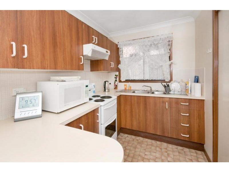 2/231 Excelsior Parade, Toronto NSW 2283