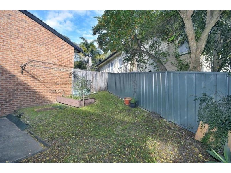 2/231 Excelsior Parade, Toronto NSW 2283