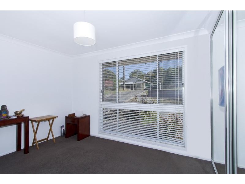 221 Excelsior Parade, Toronto NSW 2283