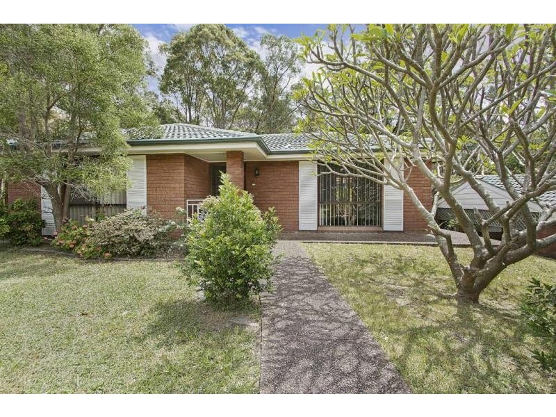 18 Tallarook Close, Toronto NSW 2283