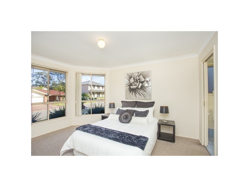 9 Lakeshore Close, Kilaben Bay NSW 2283