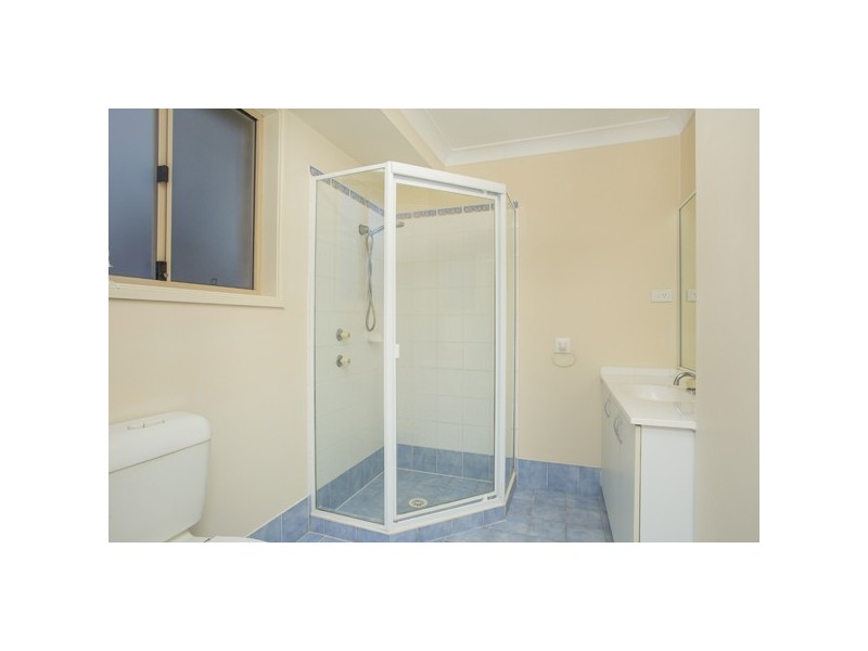 9 Lakeshore Close, Kilaben Bay NSW 2283