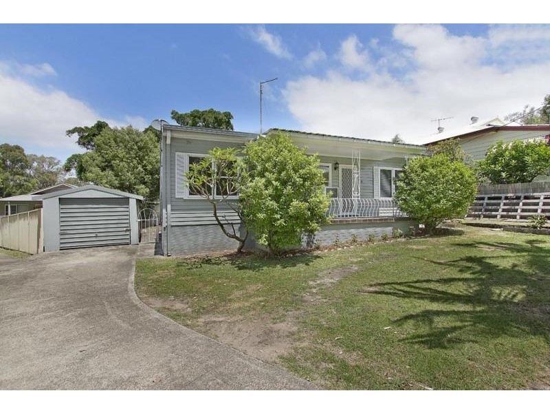 4 Teralba Street, Fassifern NSW 2283